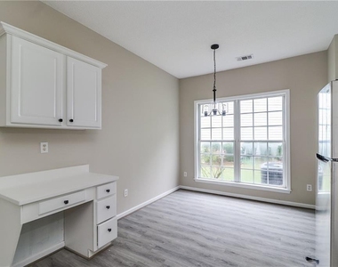 11745 Bentham Court - Photo Thumbnail 7
