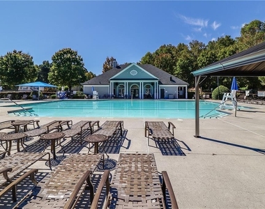 11745 Bentham Court - Photo Thumbnail 22
