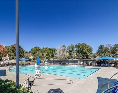 11745 Bentham Court - Photo Thumbnail 25