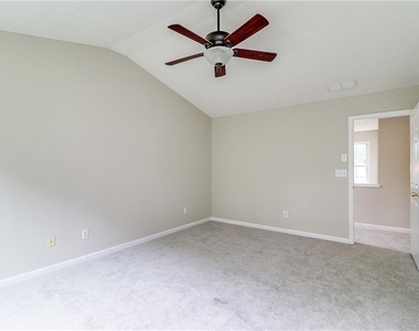 11745 Bentham Court - Photo Thumbnail 10