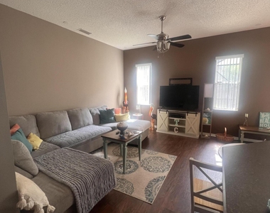 7368 Crepe Myrtle Court - Photo Thumbnail 2
