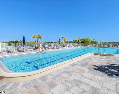 410 Bayfront Place - Photo Thumbnail 14
