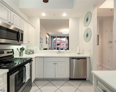 410 Bayfront Place - Photo Thumbnail 2