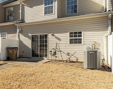 520 Dragonfly Court - Photo Thumbnail 2