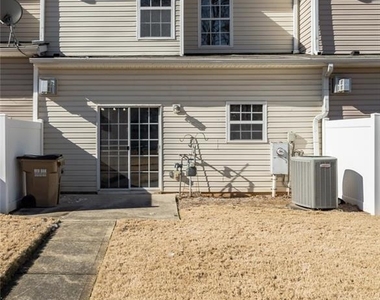 520 Dragonfly Court - Photo Thumbnail 3