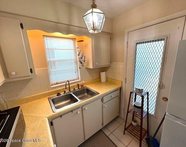 350 Fillmore Avenue - Photo Thumbnail 6