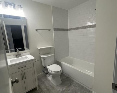 4034 Oak Glenn Drive - Photo Thumbnail 12