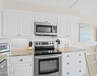 3600 Ocean Beach Boulevard - Photo Thumbnail 8
