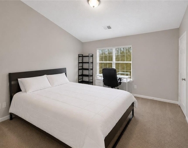 940 Tree Creek Boulevard - Photo Thumbnail 28