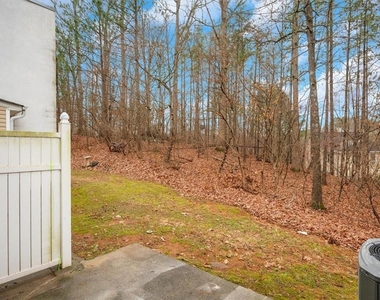 940 Tree Creek Boulevard - Photo Thumbnail 33