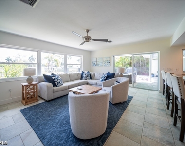 191 Torrey Pines Point - Photo Thumbnail 15