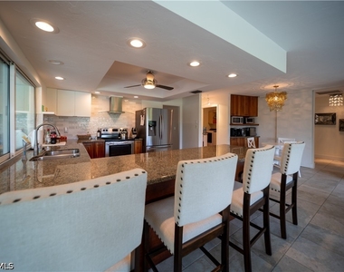191 Torrey Pines Point - Photo Thumbnail 17