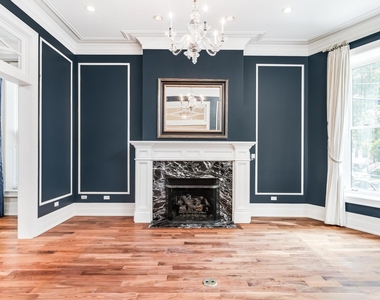 118 W Chestnut Street - Photo Thumbnail 1