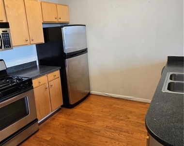 115 W Peachtree Place Nw - Photo Thumbnail 7