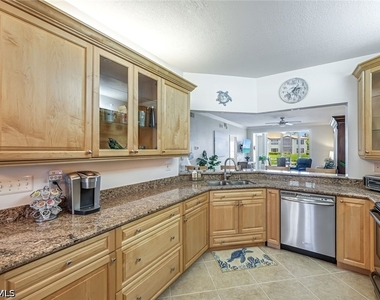 832 Tanbark Drive - Photo Thumbnail 5