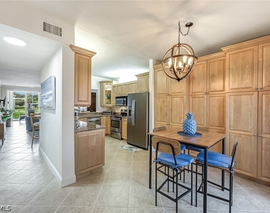 832 Tanbark Drive - Photo Thumbnail 4