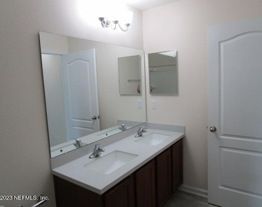742 Northside Drive S - Photo Thumbnail 29
