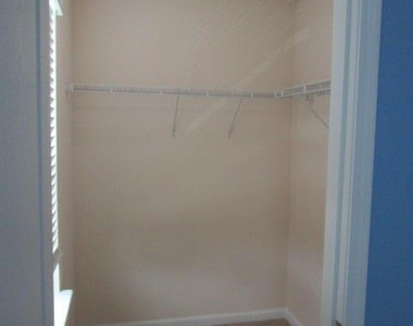 742 Northside Drive S - Photo Thumbnail 25