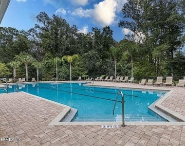 742 Northside Drive S - Photo Thumbnail 39