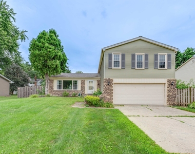 5s735 Park Meadow Drive - Photo Thumbnail 19