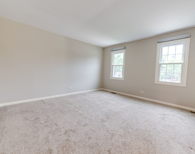 5s735 Park Meadow Drive - Photo Thumbnail 9