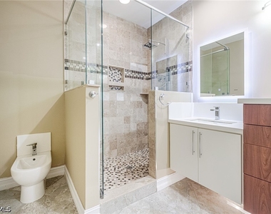 3735 Fieldstone Boulevard - Photo Thumbnail 14