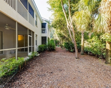 3735 Fieldstone Boulevard - Photo Thumbnail 25