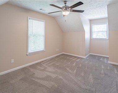 5747 Starboard Court - Photo Thumbnail 31