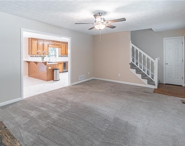 5747 Starboard Court - Photo Thumbnail 11