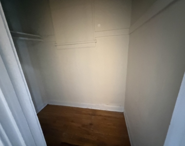 154 Des Plaines Avenue - Photo Thumbnail 10