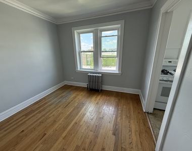 5910 W 26th Street - Photo Thumbnail 9
