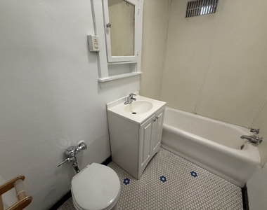 3252 Maple Avenue - Photo Thumbnail 7