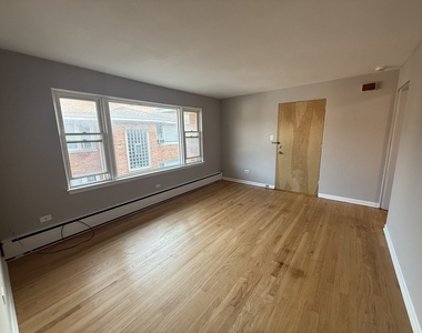 3110 Calwagner Street - Photo Thumbnail 2