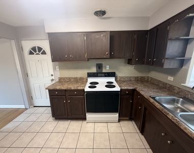 3110 Calwagner Street - Photo Thumbnail 11