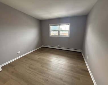 1213 N 34th Avenue - Photo Thumbnail 4