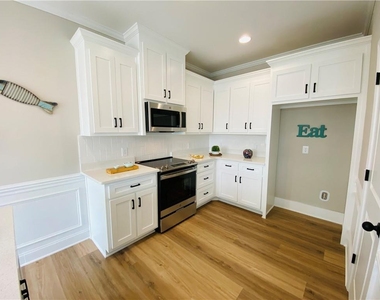 6960 Diana Circle - Photo Thumbnail 19