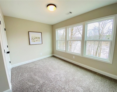 6960 Diana Circle - Photo Thumbnail 34