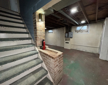 1619 Evergreen Street - Photo Thumbnail 11