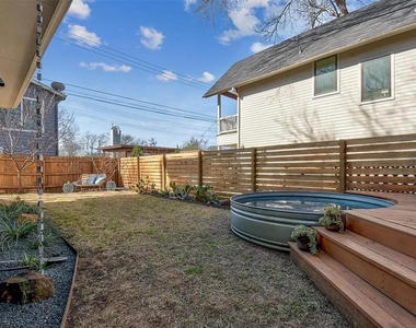 2709 E 3rd St - Photo Thumbnail 20