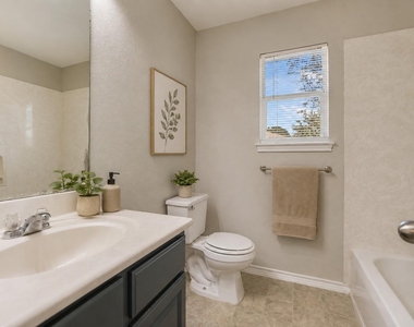 3303 Barksdale Dr - Photo Thumbnail 8