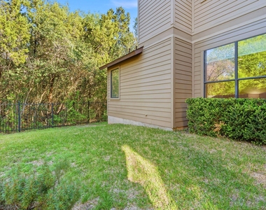 2911 Corbin Ln - Photo Thumbnail 25