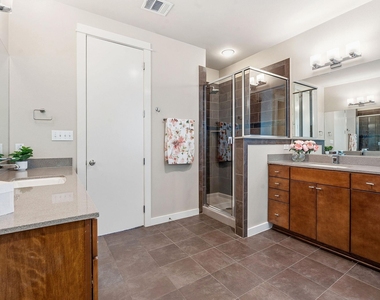 2911 Corbin Ln - Photo Thumbnail 18