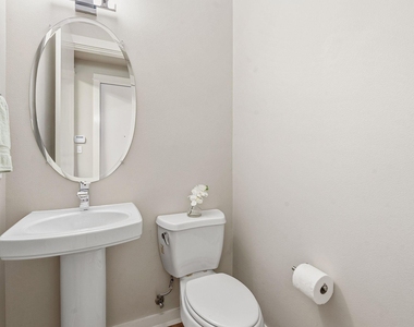 2911 Corbin Ln - Photo Thumbnail 11