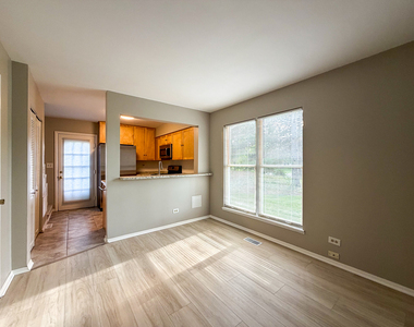 2615 Oakshire Court - Photo Thumbnail 2