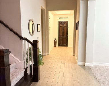14716 Iveans Way - Photo Thumbnail 7