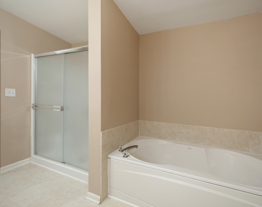 23932 Mc Mullin Circle - Photo Thumbnail 15