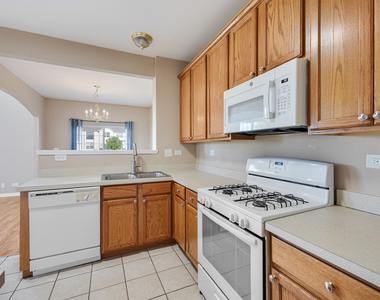 23932 Mc Mullin Circle - Photo Thumbnail 5