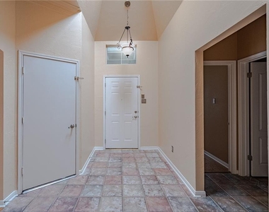 27 Troon Dr - Photo Thumbnail 3