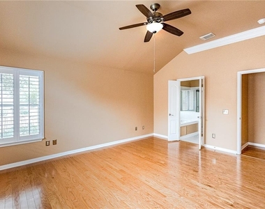 27 Troon Dr - Photo Thumbnail 18