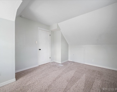 40 S Pine Street - Photo Thumbnail 14